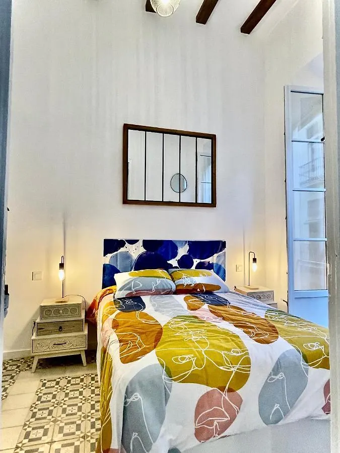 Picasso'S Tres Puertas 4 Bedrooms Malaga 0*,